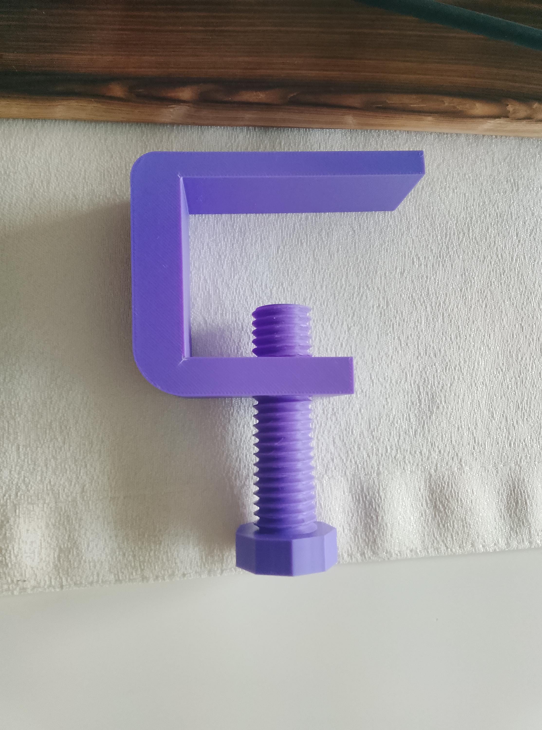 Großer Wollwickler – 3D-gedruckt mit geflammter Base & Tischklammer