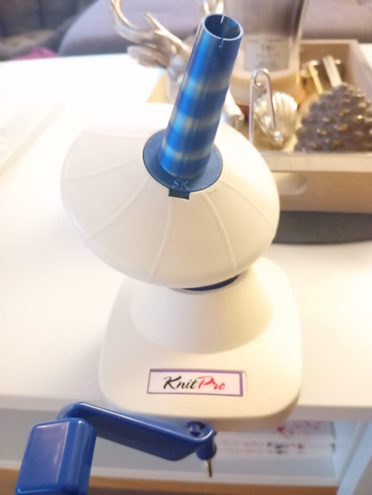 Knit Pro, Schmaler Garnwickelkegel-Einsatz